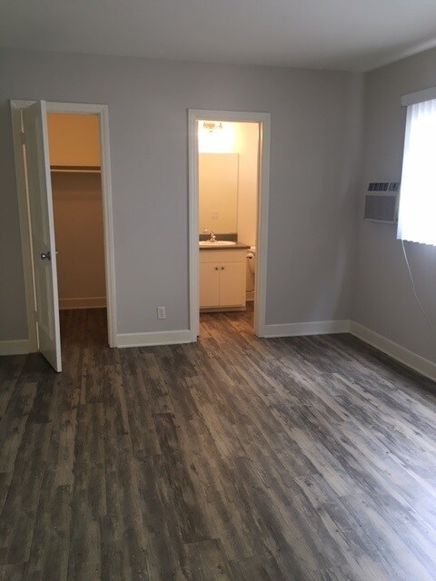 Bedroom 1 - 1625 Armacost Ave