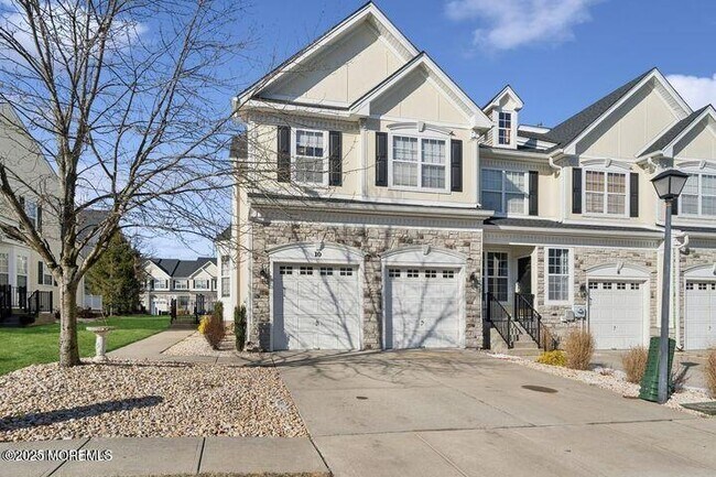 Primary Photo - 10 Brookfield Dr
