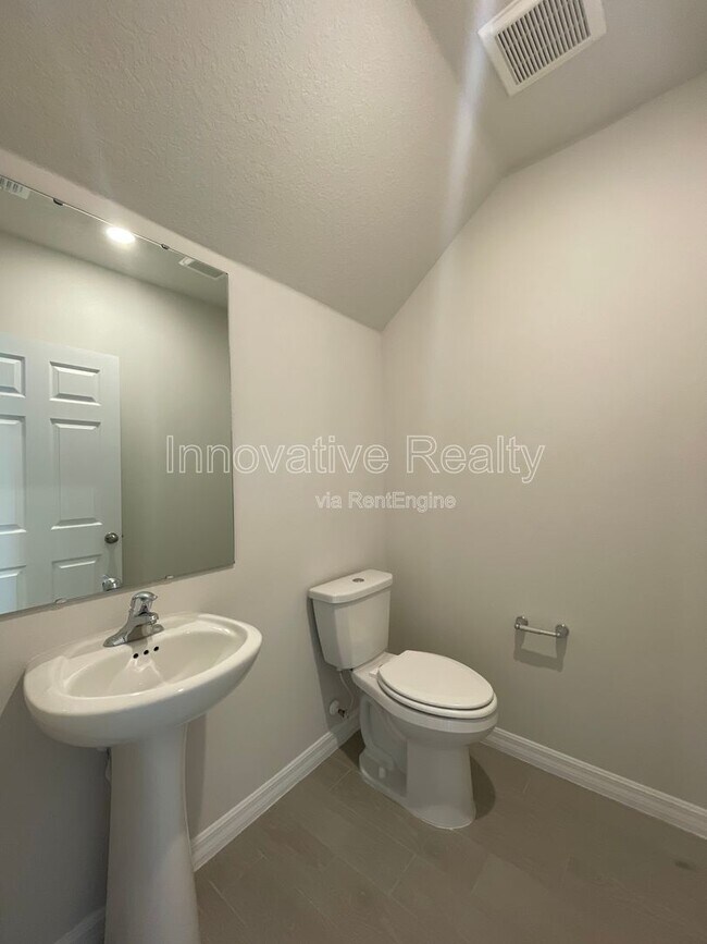 Building Photo - 2548 Sweet Viburnum Wy