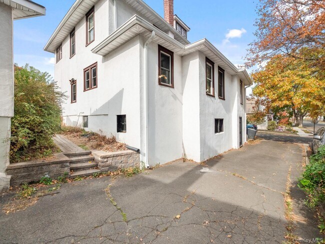 Building Photo - 109 Cooper Dr