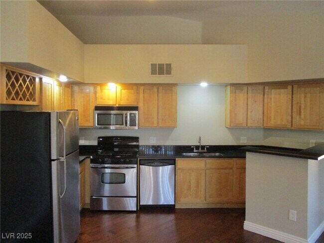 Building Photo - 8400 W Charleston Blvd