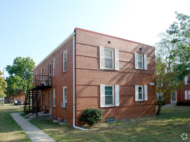 Building Photo - 1344 Thornwood Pl