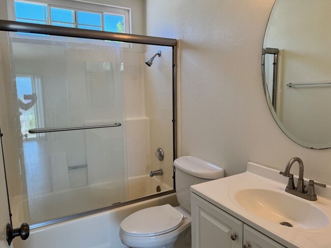 Building Photo - 13216 Pinnacle Ct