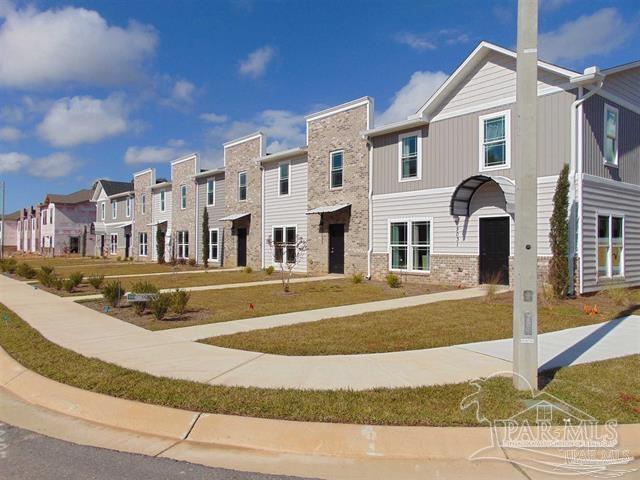 Building Photo - 5065 Peach Dr