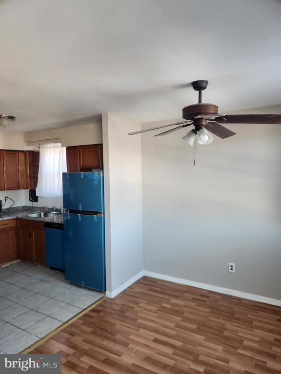 Building Photo - 228 Erica St