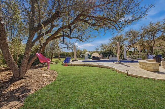 Building Photo - 654 Linden Lp