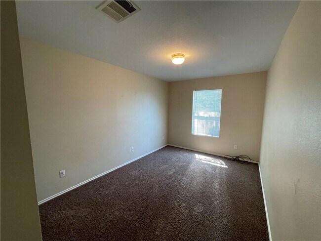 Building Photo - 3414 Crownover St