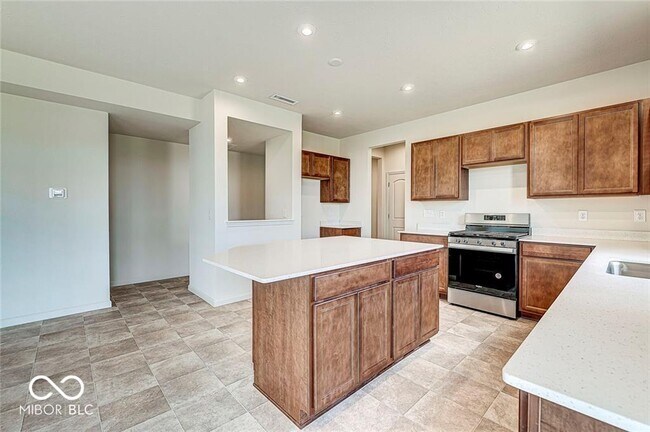 Building Photo - 5420 Laurel Crest Run