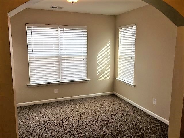 Building Photo - 30 Winslow Cir