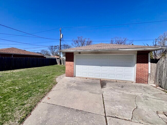 Building Photo - 4709 Gerald St