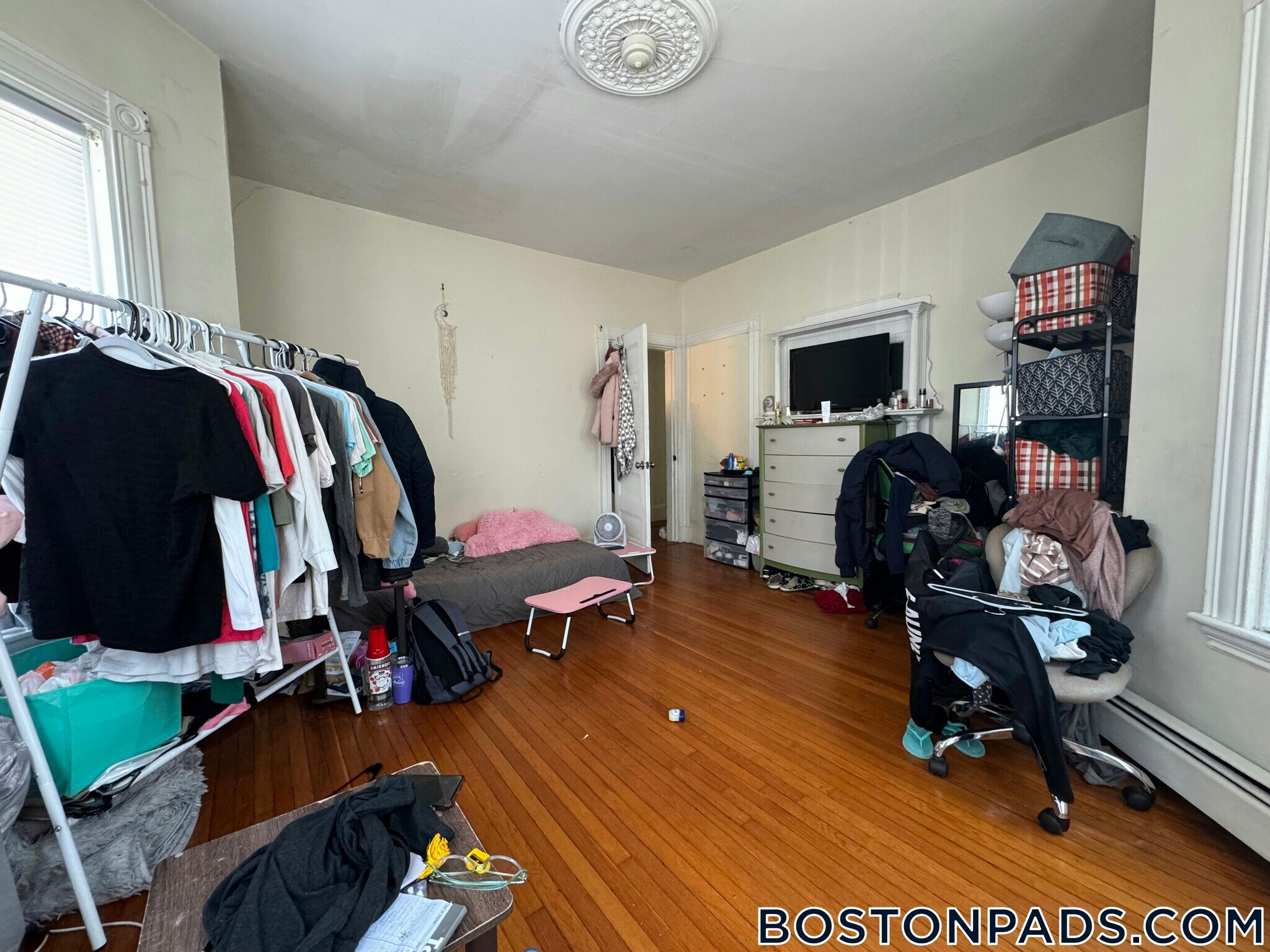 Building Photo - 140 Calumet St