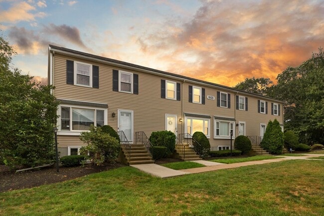 Primary Photo - 1603 Irving Rd