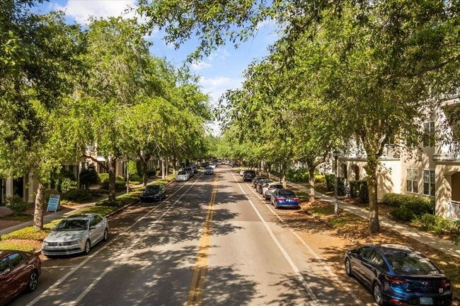 Building Photo - 1316 Lake Baldwin Ln