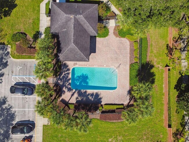 Building Photo - 258 Henley Cir