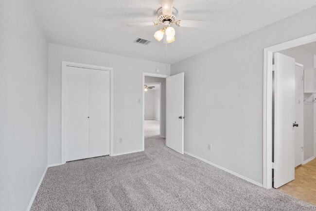 Building Photo - 8718 Coastal Dr