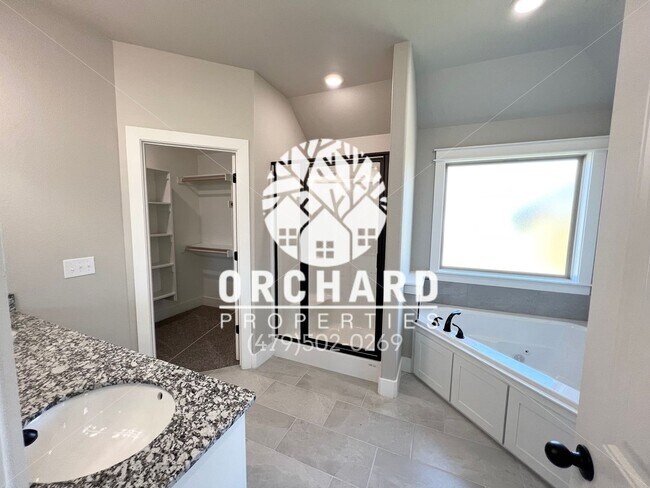 Building Photo - Single-Family Home- Stunning Wellington Plan