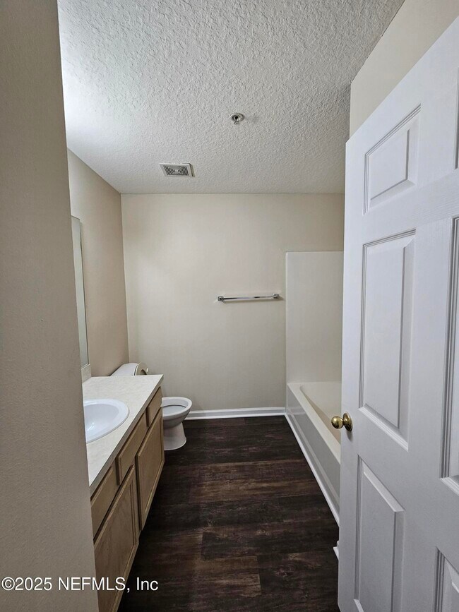 Building Photo - 6051 Maggies Cir