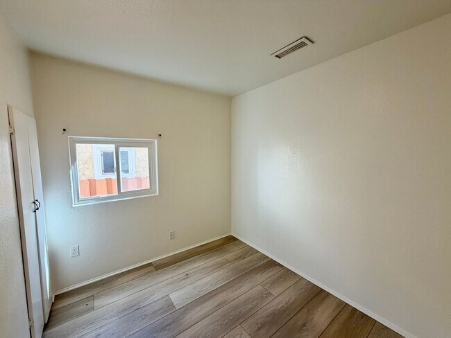 Building Photo - One Of A Kind 2 Bed / 2 Bath Home In The North Park Area of San Diego!