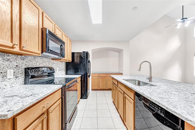 Building Photo - 10059 Wake Bridge Dr