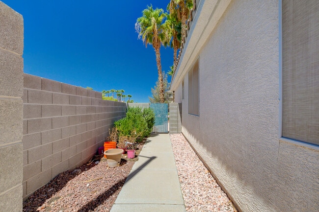 Building Photo - 3051 Hills of Gold Ct