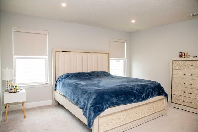Building Photo - 5963 Glory Bower Dr