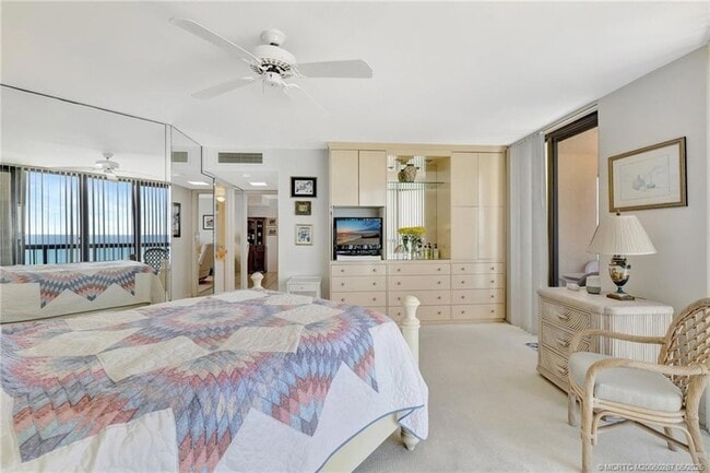 Building Photo - 9500 S Ocean Dr