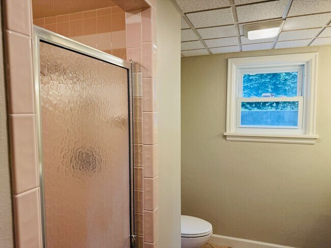 Building Photo - BRAND NEW REMODEL