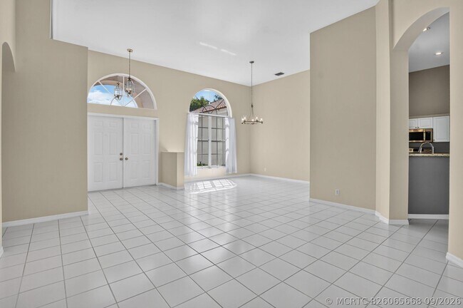 Building Photo - 10031 Lexington Estates Blvd