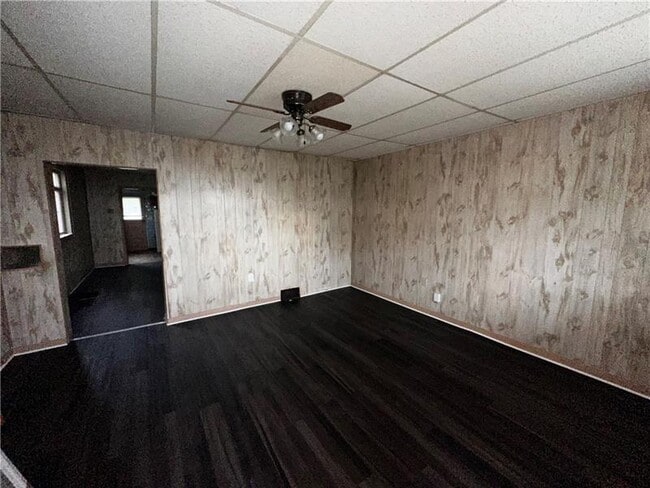 Building Photo - 1495 Allison Ave