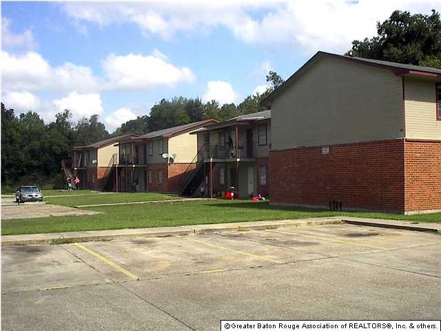 Building Photo - Greenwood Forest Apartments