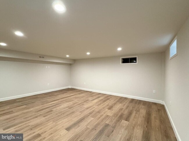 Building Photo - 906 Pritchet Ct