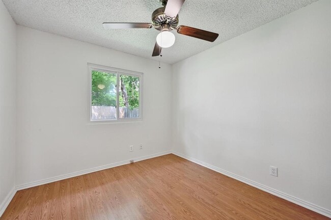 Building Photo - 2406 Burly Oak Dr