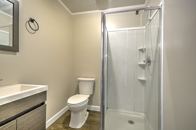 Building Photo - 108 Cottonwood Dr