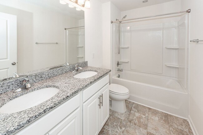 Building Photo - 3 Bedroom, 2.5 Bathroom Home in Hunters Bend - Ladson