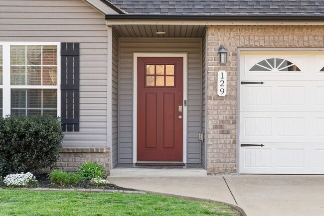 Building Photo - 129 Ambridge St