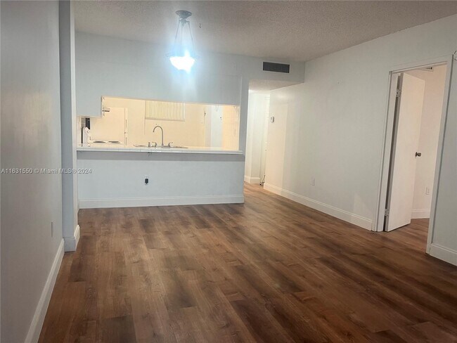 Building Photo - 14150 SW 84th St