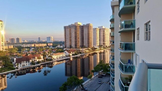 Building Photo - 19390 Collins Ave