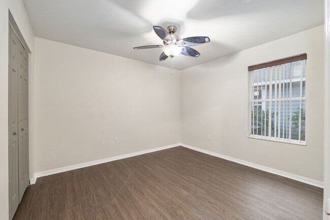 Building Photo - 2114 NW 52nd Pl