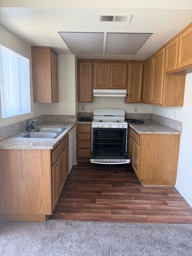Building Photo - 3241 Triumph Ln