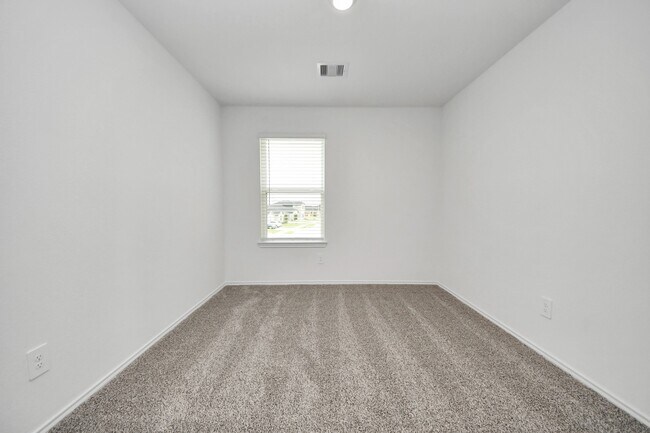 Building Photo - 6127 Ginevra Summers Dr