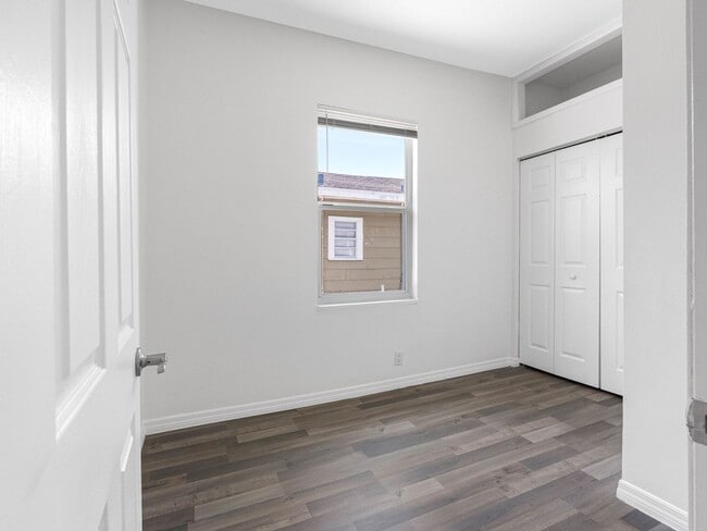 Building Photo - Affordable 3/1.5 West Tampa Home