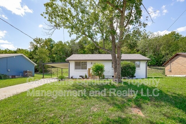 Building Photo - 344 Kingview Dr