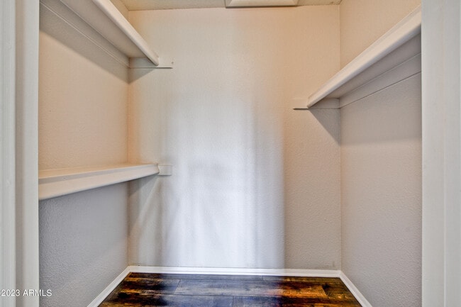 Building Photo - 6747 E Aire Libre Ln