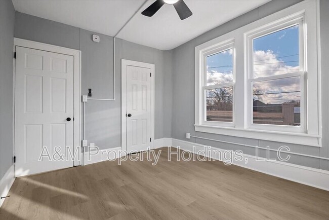 Building Photo - 143 N 9th St