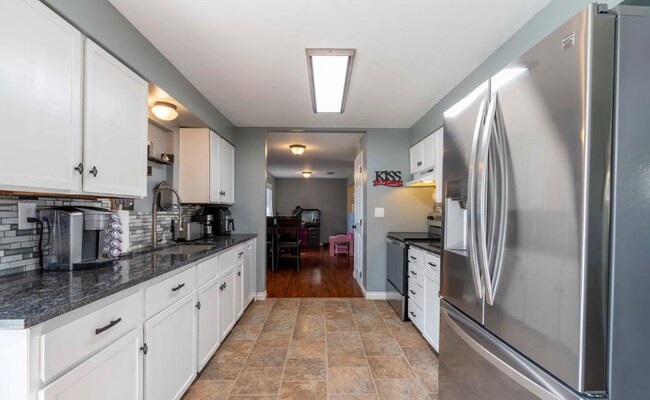 Building Photo - 3204 Butterfield Rd