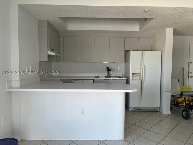 Building Photo - 3500 Coral Wy