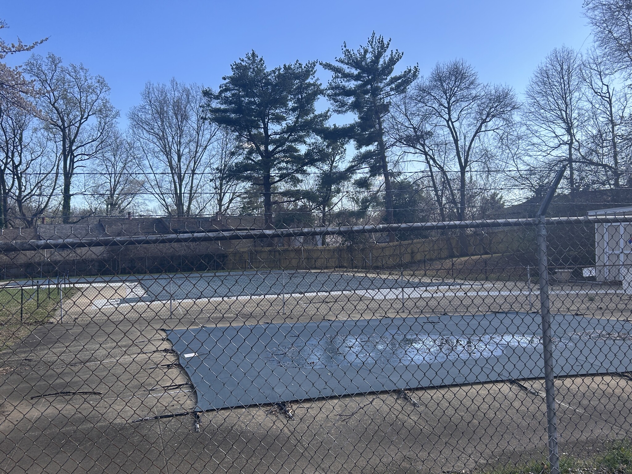 Building Photo - 4923 Americana Dr