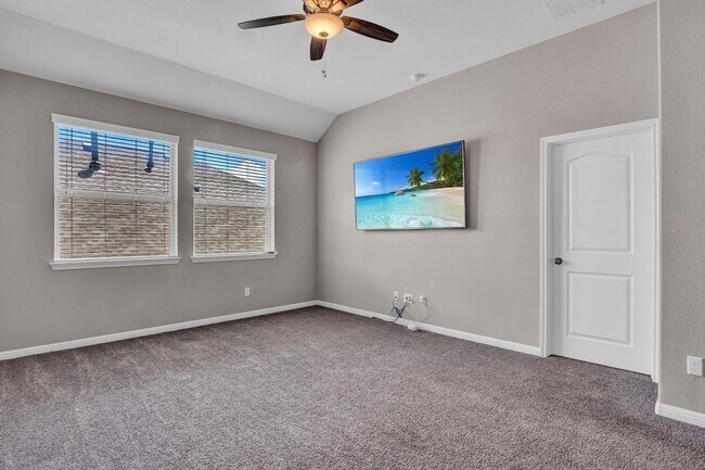 Building Photo - 2629 Coralbush Dr