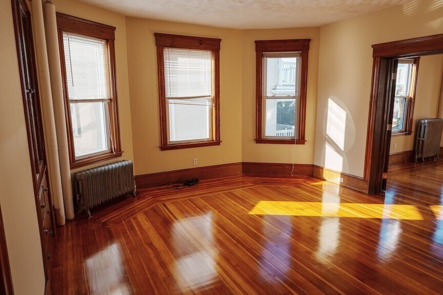 Building Photo - 45 Montvale St