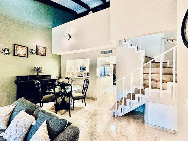 Building Photo - 2121 SW 82nd Ave